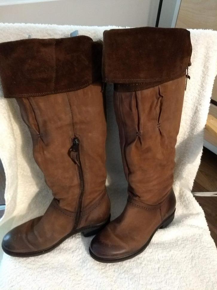 Mjus dameslaarzen, nieuwstaat maat 37, vallen ruim, Kleding | Dames, Schoenen, Zo goed als nieuw, Hoge laarzen, Bruin, Ophalen of Verzenden