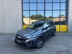 Dacia Jogger 1.6 Hybrid 140 Extreme 5p. Trekhaak & 4 seizoen, Auto's, Dacia, 94 pk, Stof, Gebruikt, Zwart