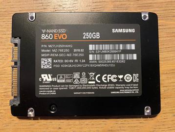 Samsung 860 EVO SSD 250GB SATA Model MZ-76E250 Harde schijf beschikbaar voor biedingen