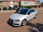 Audi A3 Limousine 1.4 TFSI COD 2014 Nieuwe APK tot mei 2026, Zwart, 4 cilinders, Origineel Nederlands, 1395 cc