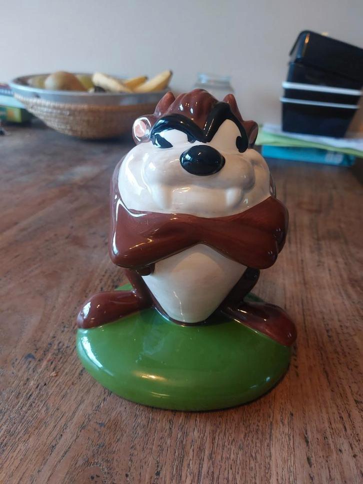 Vintage jaren 90 tasmanian devil looney tunes  spaarpot 1998, Verzamelen, Spaarpotten, Zo goed als nieuw, Strip- of Tekenfilmfiguur