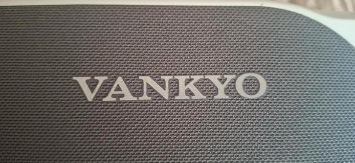 VANKYO V630 Full HD Projector met scherm & ophangbeugel, Audio, Tv en Foto, Beamers, Ophalen