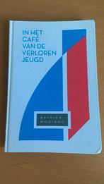 In het café van de verloren jeugd - Patrick Modiano, Boeken, Ophalen of Verzenden, Zo goed als nieuw