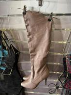 Bruine laars met hak NU VOOR €10,- !!!, Ophalen, Nieuw, Bruin, Hoge laarzen