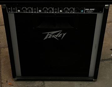 Peavey KB300; synth Amplifier beschikbaar voor biedingen