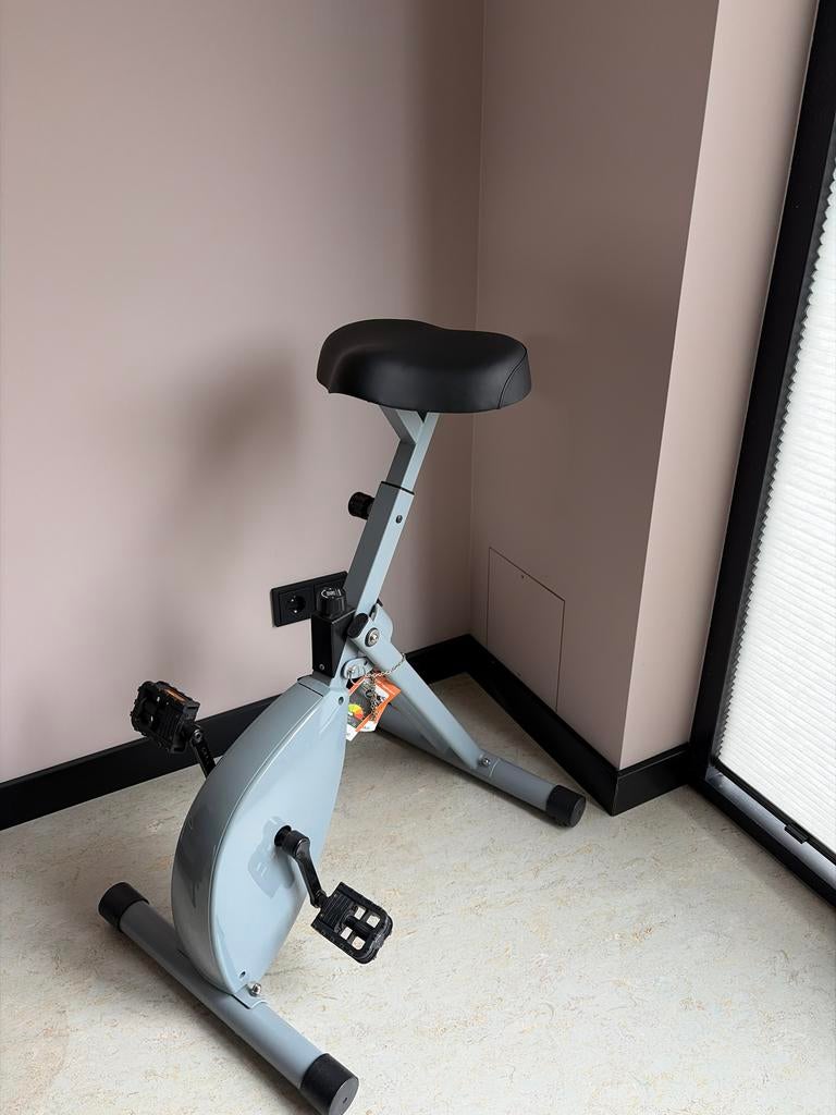 Deskbike met Bluetooth sensor, Ophalen, Zo goed als nieuw, Metaal, Stoelfiets