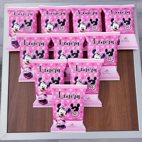 Traktatie zakje chips met thema MINNIE MOUSE, Hobby en Vrije tijd, Feestartikelen, Nieuw, Feestartikel, Verjaardag, Ophalen of Verzenden