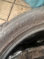 Mercedes Winterbanden 225/45/18 & 245/40/18, Auto-onderdelen, Banden en Velgen, 18 inch, Gebruikt, Band(en), Personenwagen