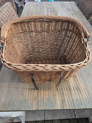 Mooie Fietsmand - Stuurbevestiging beschikbaar voor biedingen