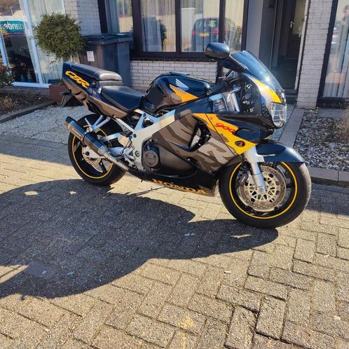Honda CBR 900 RR Fireblade 35.500 km 1996 SC33, Motoren, Motoren | Honda, Particulier, Super Sport, meer dan 35 kW, 4 cilinders