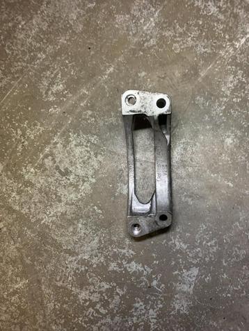 Volkswagen T5 2.5 aircopomp adapter  beschikbaar voor biedingen