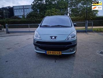 Peugeot 1007 1.4 Gentry beschikbaar voor biedingen