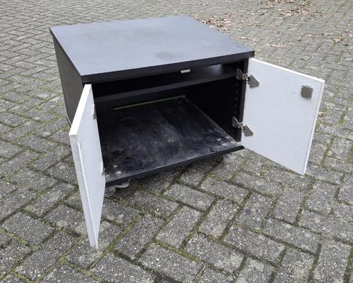roltafel, robuuste onderkast, zwenkwiel kast, tafelkast, Huis en Inrichting, Kasten | Overige, Gebruikt, Ophalen