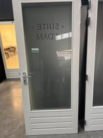 Rechtsdraaiende hardhouten deur, Ophalen, Zo goed als nieuw, Buitendeur, 200 tot 215 cm