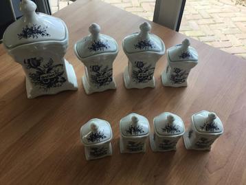 Vintage Brocante Voorraadpotten Delfts Blauw 8 delig beschikbaar voor biedingen