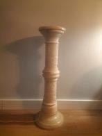 Natuurstenen zuil / sokkel, Huis en Inrichting, Ophalen, Overige materialen, Gebruikt, Klassiek