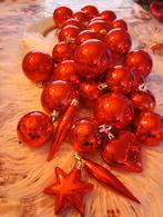 30 RODE GLANSKERSTBALLEN PLASTIC NU ALLES 10 EURO ZIE FOTO,S, Diversen, Ophalen of Verzenden