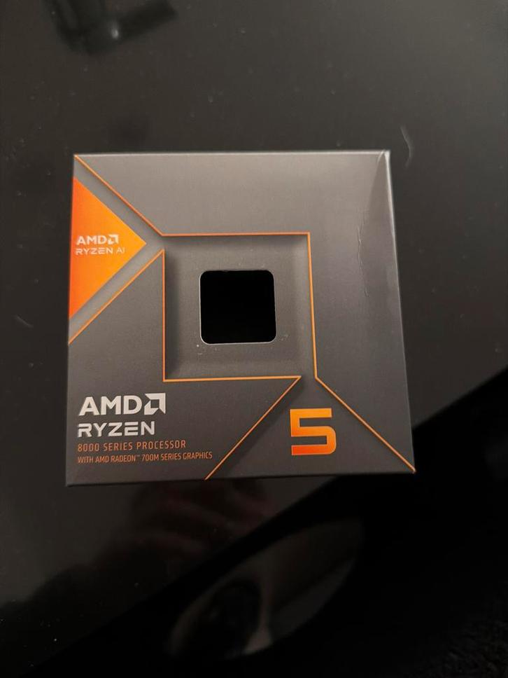 AMD Ryzen 5 8600G met Stock Koeler, Computers en Software, Processors, Gebruikt, 6-core, 4 Ghz of meer, Ophalen