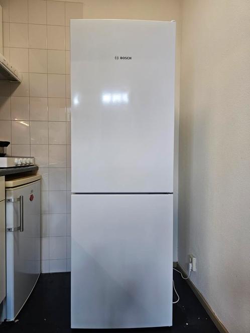 Bosch KGV33VWEAS koel- vriescombinatie - 289 liter, Witgoed en Apparatuur, Koelkasten en IJskasten, Zo goed als nieuw, Met aparte vriezer