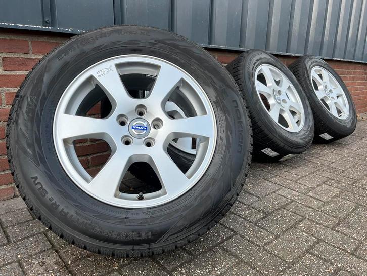Originele Volvo XC60 Winterset Nokian Segin, Auto-onderdelen, Banden en Velgen, Banden en Velgen, Winterbanden, 17 inch, 235 mm