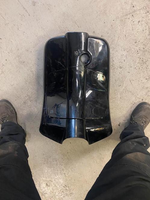 Beenschild Vespa Sprint Glans Zwart  2014 tot 2025, Fietsen en Brommers, Brommeronderdelen | Scooters, Gebruikt, Vespa, Overige typen