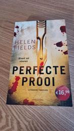 Perfecte Prooi - Helen Fields thriller, Ophalen of Verzenden, Zo goed als nieuw, Helen Fields, Nederland