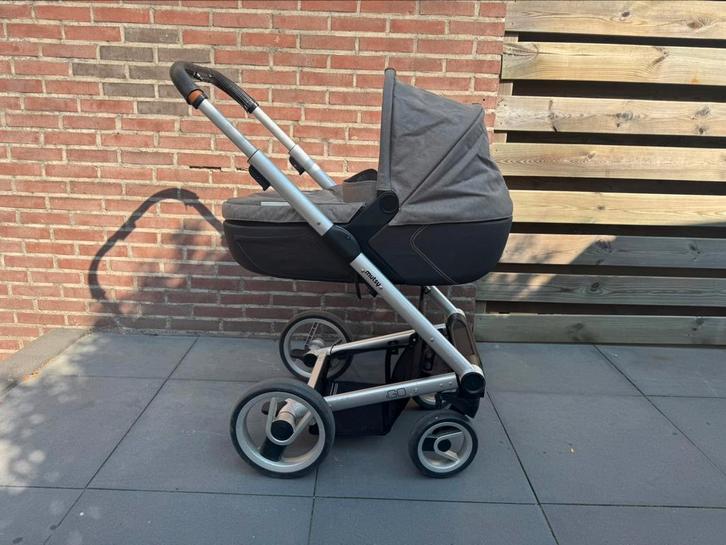 Mutsy iGo combiwagen, Kinderen en Baby's, Kinderwagens en Combinaties, Gebruikt, Combiwagen, Mutsy, Met reiswieg, Verstelbare duwstang