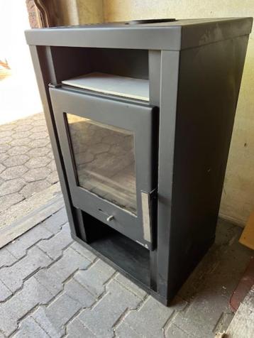 Mooie Wamsler Houtkachel 6 KW. beschikbaar voor biedingen