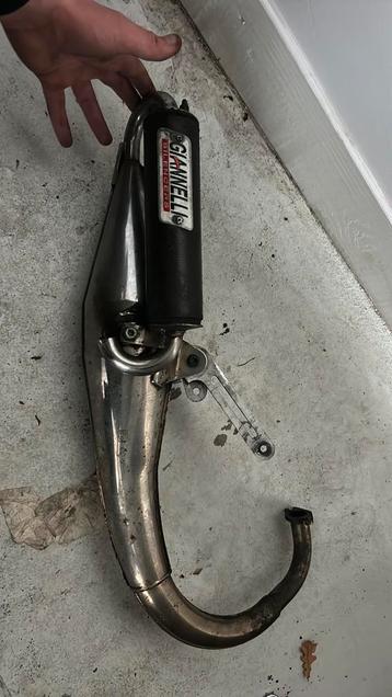 Yamaha Booster Uitlaat Giannelli Silencers beschikbaar voor biedingen