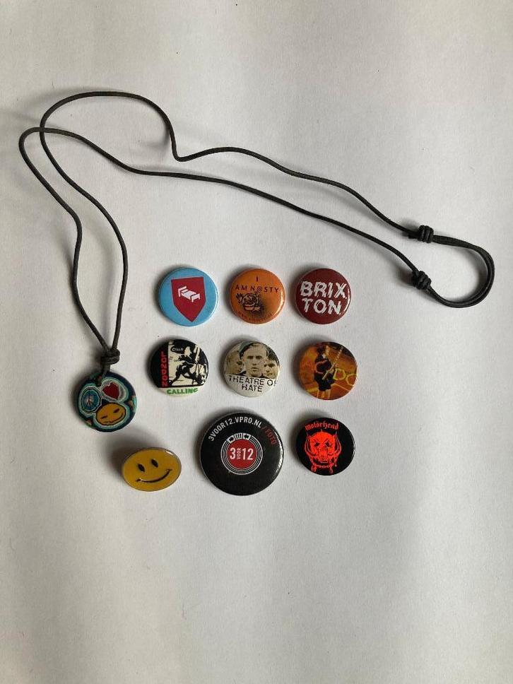 Jaren 80 mini buttons speldjes popgroepen popmuziek popmusic, Verzamelen, Speldjes, Pins en Buttons, Zo goed als nieuw, Overige onderwerpen