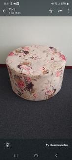 Grote ronde velvet poef bloemen, Huis en Inrichting, Banken | Voetenbanken en Poefen, Ophalen, Zo goed als nieuw, Rond