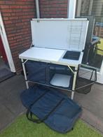 Kampeerkast incl wat inhoud, BBQ en regenzeil, Ophalen of Verzenden, Zo goed als nieuw, Campingstoel