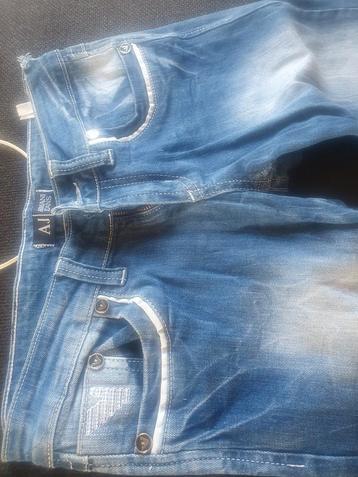 ARMANI JEANS  beschikbaar voor biedingen