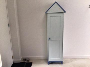 Leuke kast baby-/kinderkamer. beschikbaar voor biedingen