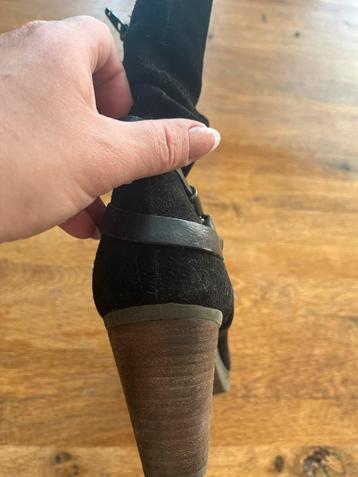 Via Vai Zwarte Suède Enkellaarsjes Maat 40 beschikbaar voor biedingen