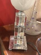 Art Deco Lamp met Verchroomde Voet en Plexiglas Stam, Huis en Inrichting, Lampen | Tafellampen, Ophalen of Verzenden, Gebruikt