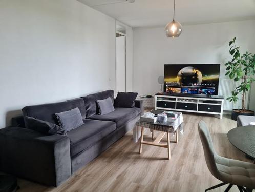 4 seater sofa with a bench, Huis en Inrichting, Banken | Sofa's en Chaises Longues, Gebruikt, Vierpersoons of meer, 300 cm of meer