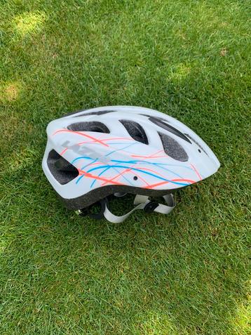 Fietshelm lazer beschikbaar voor biedingen