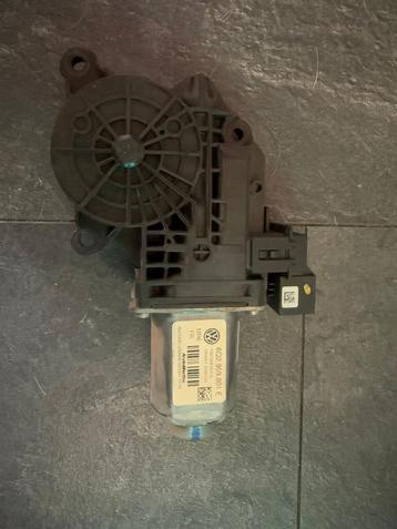 Volkswagen T5 raammotor 6Q2959801 beschikbaar voor biedingen