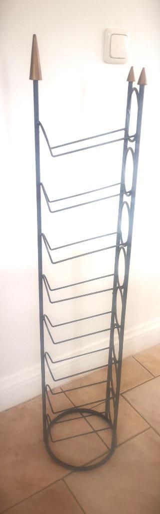 Industrieel Metaal Staand Wijnrek 8 wijn flessen mancave, Huis en Inrichting, Woonaccessoires | Wijnrekken, Zo goed als nieuw