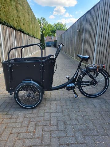 Een super mooie elektrische bakfiets qivelo cargo v 2.0 beschikbaar voor biedingen