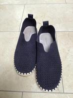 Hush puppies - Donkerblauw - mt 40, Blauw, Ophalen of Verzenden, Sneakers of Gympen, Zo goed als nieuw