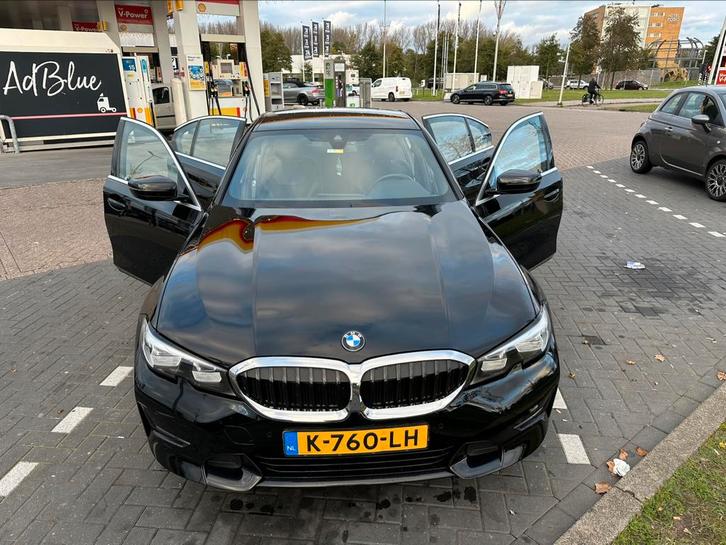 BMW 3-Serie 318i 156pk Aut 2021 Zwart, Auto's, BMW, Particulier, 3-Serie, Benzine, B, Sedan, Automaat, Origineel Nederlands, Zwart
