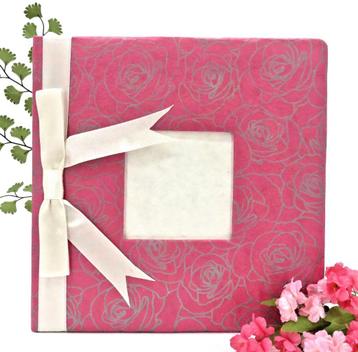 Zeer mooie gastenboek met rozen geprint. beschikbaar voor biedingen