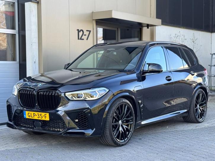 BMW X5 XDrive45e Skylounge|Alcantara|B&W|Headup, Auto's, BMW, Bedrijf, Te koop, X5, 360° camera, 4x4, ABS, Achteruitrijcamera
