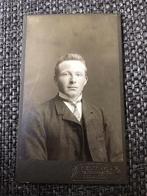 CDV, Jongeman, Atelier Uges, Groningen, Carte de Visite, Ophalen of Verzenden, Voor 1940, Gebruikt, Foto