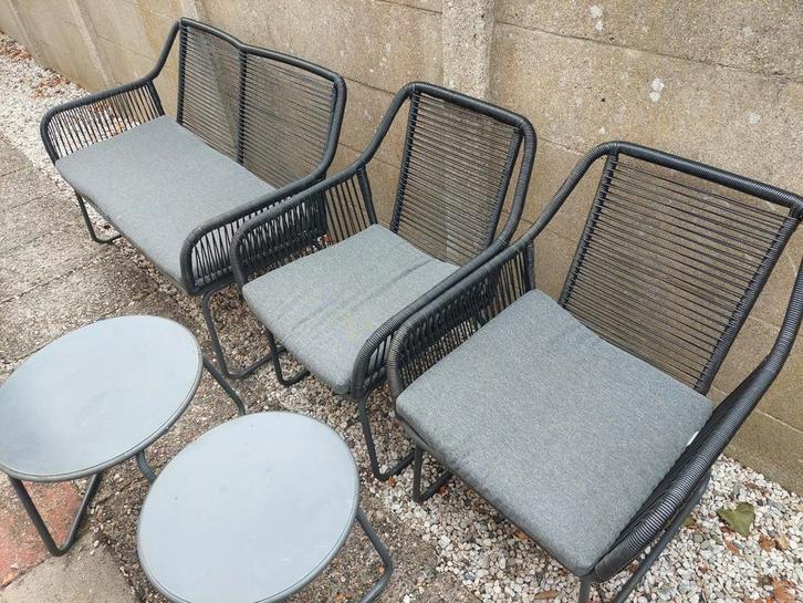 Intratuin Loungeset - Bank, Stoelen & Tafels, Tuin en Terras, Tuinsets en Loungesets, Loungeset, Wicker, 4 zitplaatsen, Bank, Bijzettafel