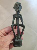 Beeldje van metaal, zwaar, 15 cm hoog, Ophalen of Verzenden