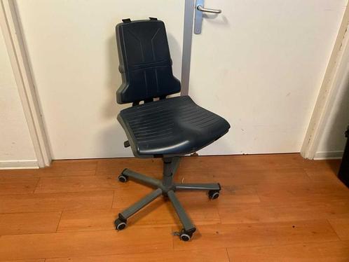 Werkstoelen - zithoogtes 42-65cm, Zakelijke goederen, Machines en Bouw | Overig, Ophalen