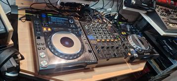 pioneer cdj2000 nexus 2x met djm800 gaat als set weg beschikbaar voor biedingen